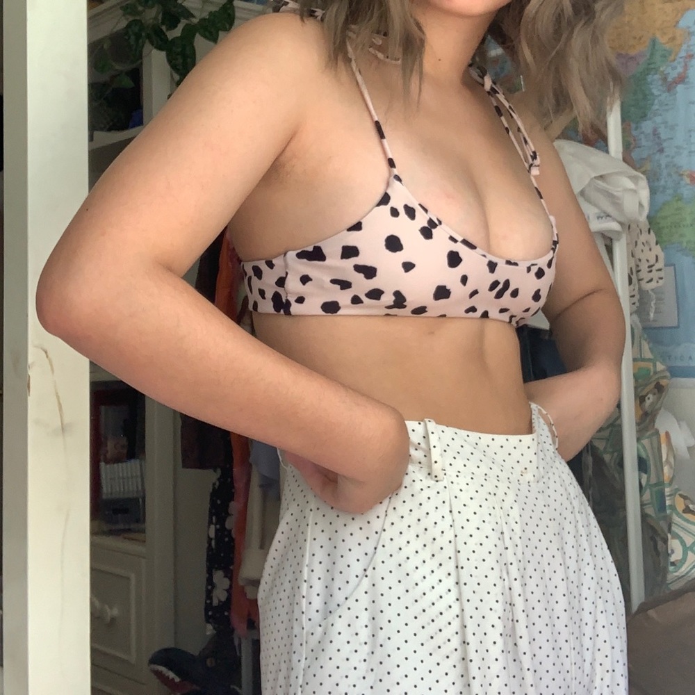 Flowy polka-dotted cropped culottes